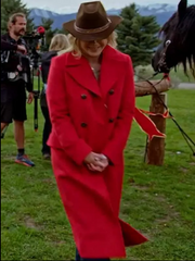 Finding Mr. Christmas S02 Alison Sweeney Red Coat