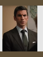 Yellowstone Season 5 Jamie Dutton Grey Coat