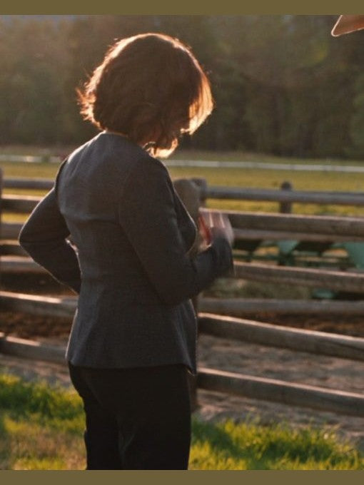 Yellowstone Kelly Reilly Black Notch Neck Jacket