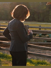 Yellowstone Kelly Reilly Black Notch Neck Jacket