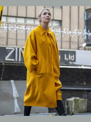 Killing Eve Season 03 Jodie Comer Yellow Coat