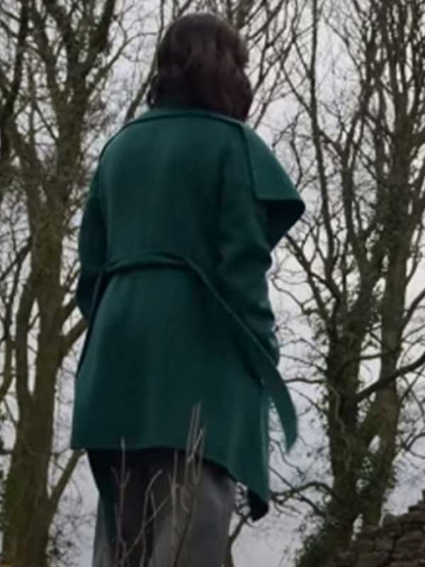 Stay Close Cush Jumbo Green Coat