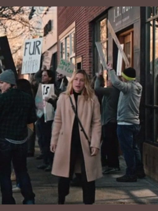 Yellowstone S04 Summer Higgins Beige Coat