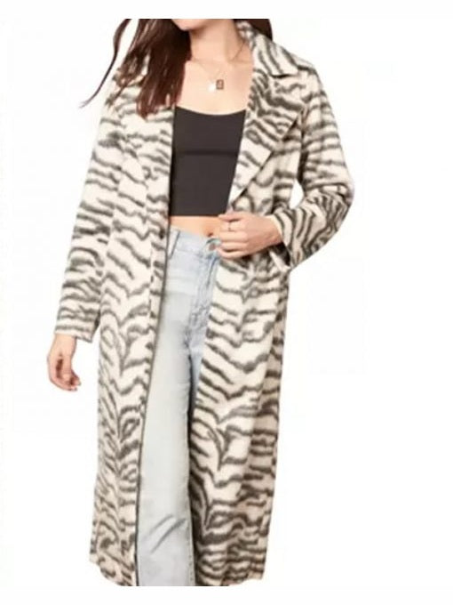 You Season 3 Sherry White Tiger Print Coat