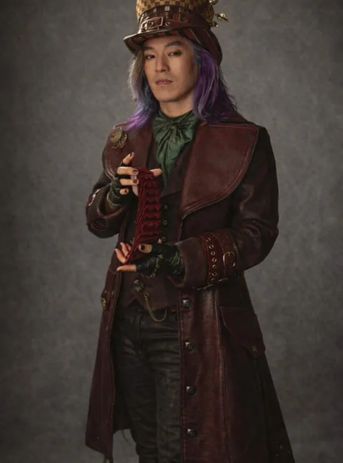Descendants: Wicked Wonderland 2026 Leonardo Nam Coat