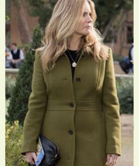 Atypical Season 4 Elsa Gardner Coat