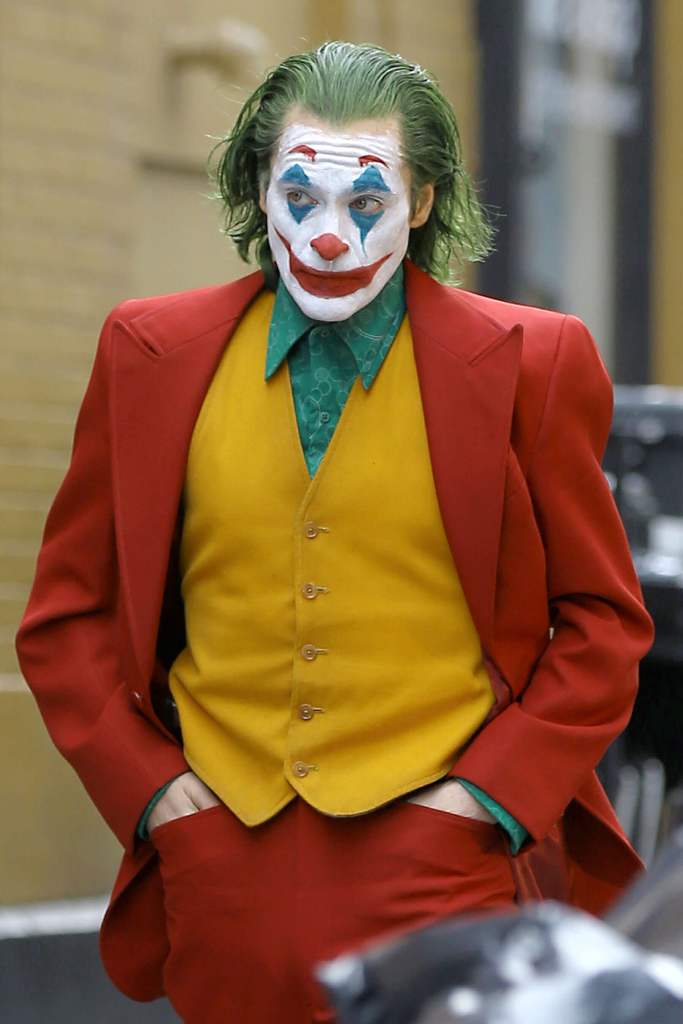 Joker 2019 Arthur Fleck Red Coat