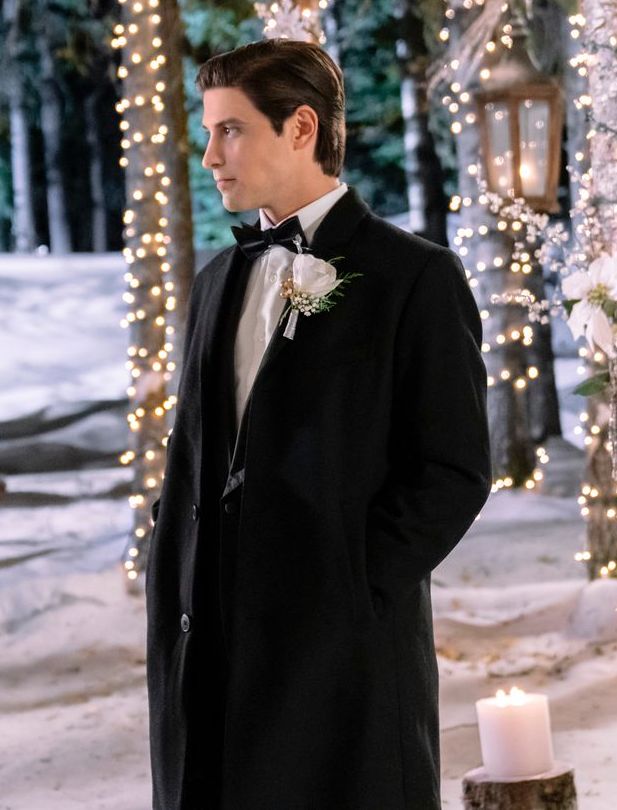 Meet Me At Christmas Black Coat