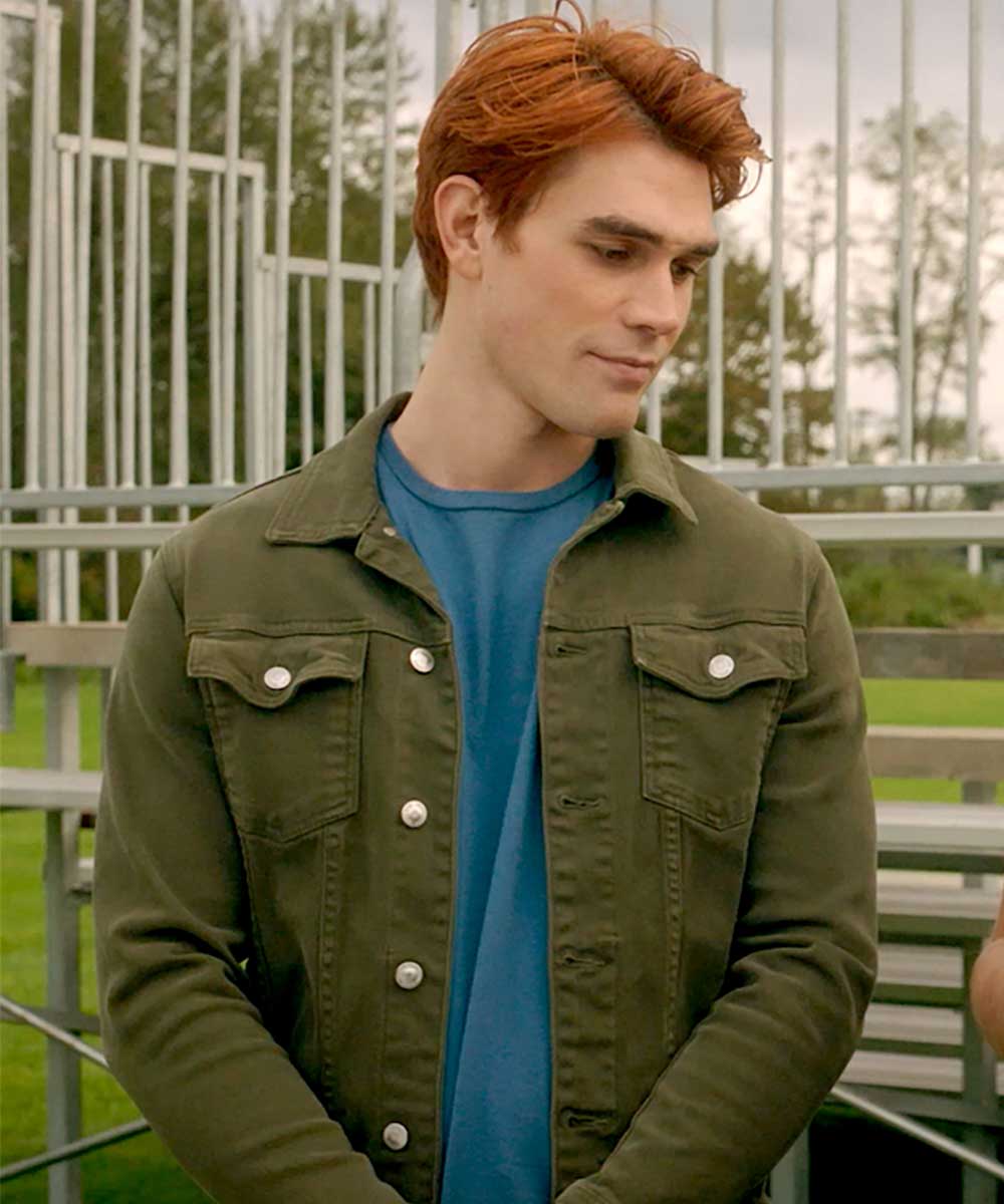 Riverdale S05Ep03 Archie Andrews Green Jacket