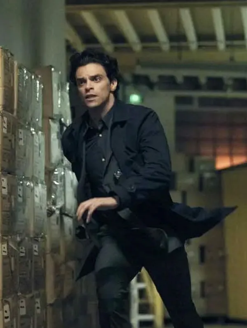 Steel 2026 Jacob Fortune-Lloyd Black Coat