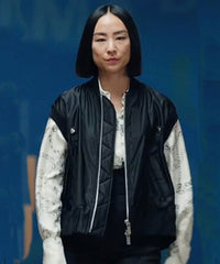 The Morning Show S02 Stella Bak Vest