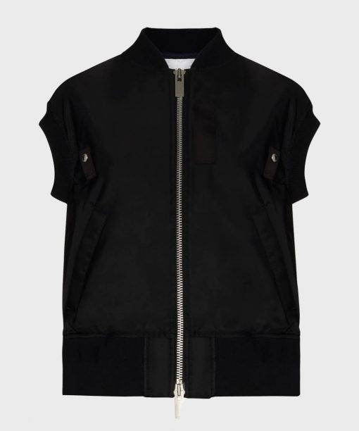 The Morning Show S02 Stella Bak Vest