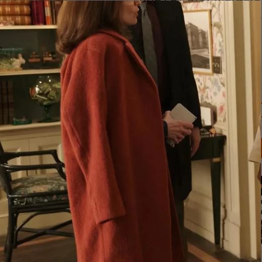 Tina Fey Only Murders in the Building S02 Coat